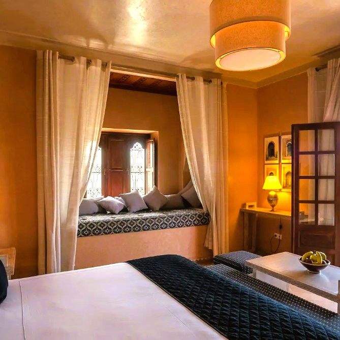 Room 2: Royal Suite
